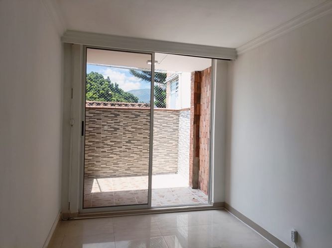 Oficina en arriendo en Belén, Medellín, 110 m² · foto 3 de 19