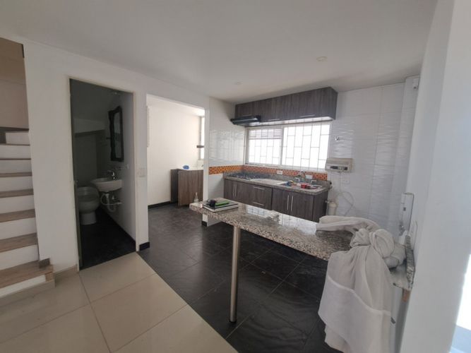 Apartamento en venta en Laura Vicuña, Chía · foto 3 de 24