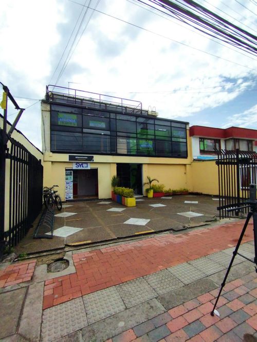 Edificio en arriendo en Los Zipas, Chía, 600 m² · foto 2 de 24
