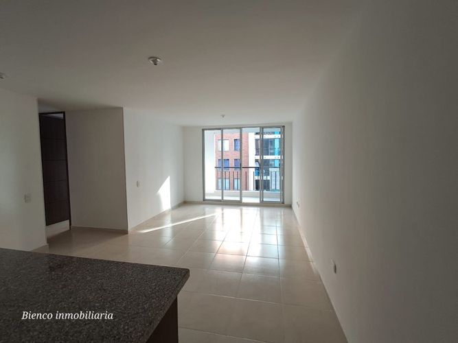 Apartamento de 3 alcobas en venta en Paseo Del Puente Et Ii, Piedecuesta, 70 m² · foto 3 de 17