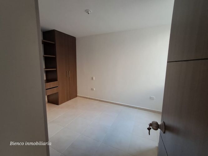 Apartamento de 3 alcobas en venta en Paseo Del Puente Et Ii, Piedecuesta, 70 m² · foto 7 de 17