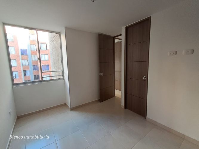 Apartamento de 3 alcobas en venta en Paseo Del Puente Et Ii, Piedecuesta, 70 m² · foto 8 de 17