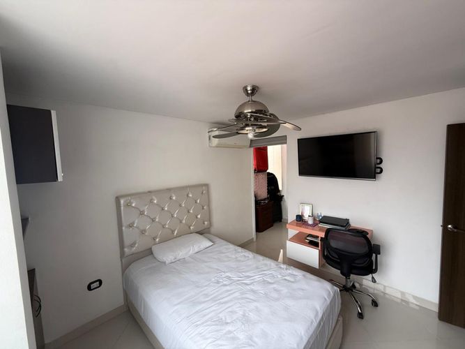 Casa de 3 alcobas en venta en Casco Antiguo - Floridablanca, Floridablanca, 270 m² · foto 11 de 24