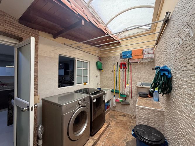 Casa de 3 alcobas en venta en Casco Antiguo - Floridablanca, Floridablanca, 270 m² · foto 19 de 24