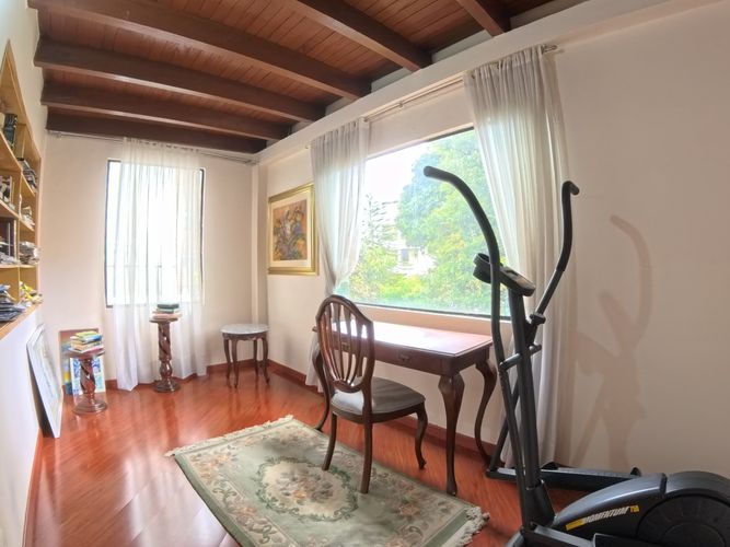Casa de 3 alcobas en venta en Santa Barbara Central, Bogotá, 380 m² · foto 13 de 20