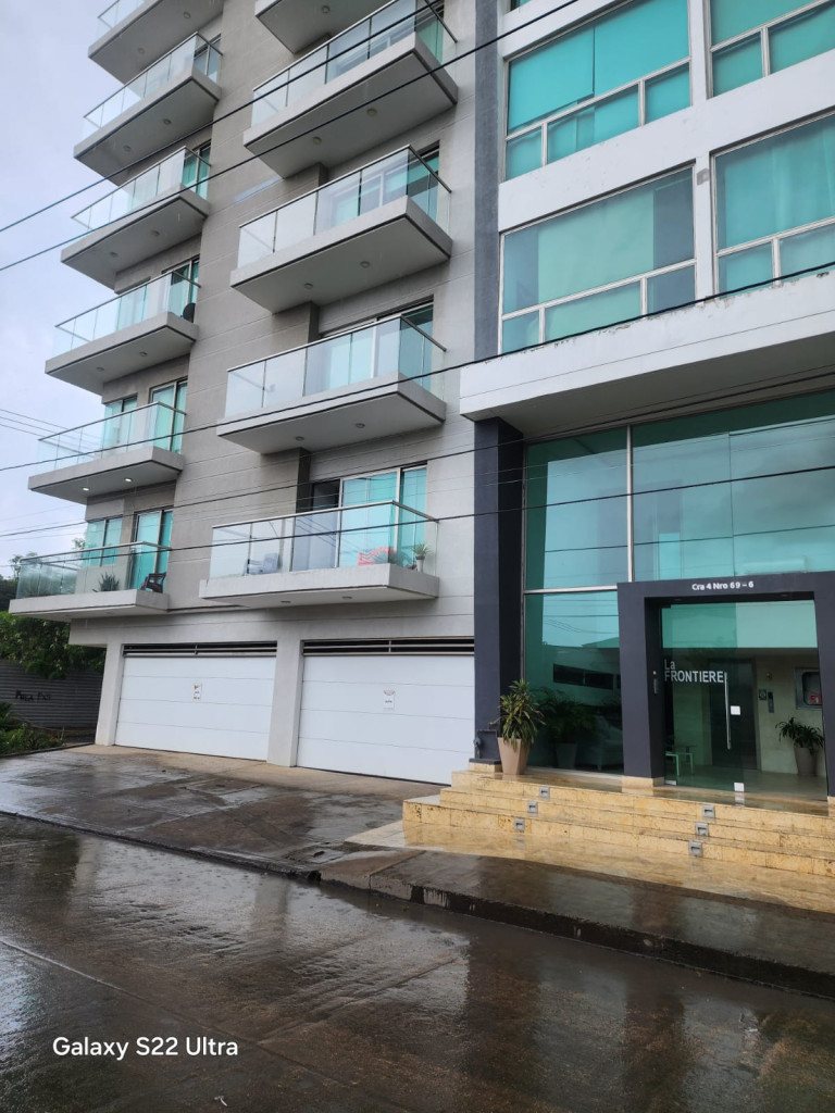 Apartamento en venta en Daniel Lemaitre, Cartagena · foto 2 de 23