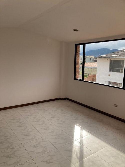 Edificio en venta en Villa Olimpica, Chía, 400 m² · foto 23 de 24