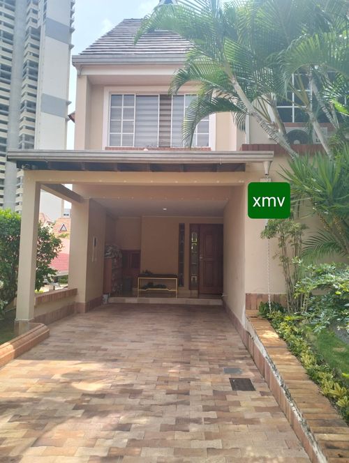 Casa de 4 alcobas en venta en Cañaveral, Floridablanca, 240 m² · foto 4 de 9