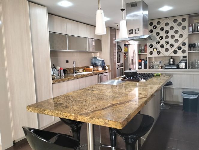 Casa de 4 alcobas en venta en Cañaveral, Floridablanca, 240 m² · foto 7 de 9