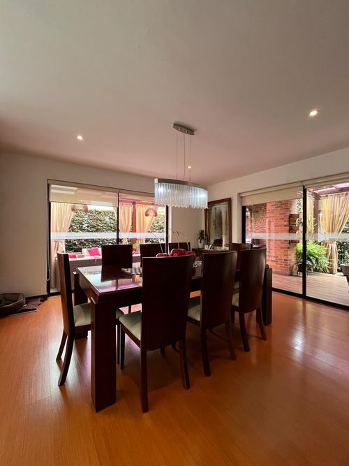 Casa de 4 alcobas en venta en Canelon, Chía, 375 m² · foto 7 de 24