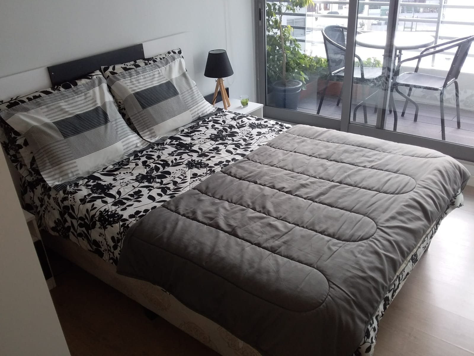 Inversión Premium en Pocitos: Exclusivo Apartamento de Lujo con Rentabilidad Garantizada y Estilo de Vida Soñado. - Vista 5