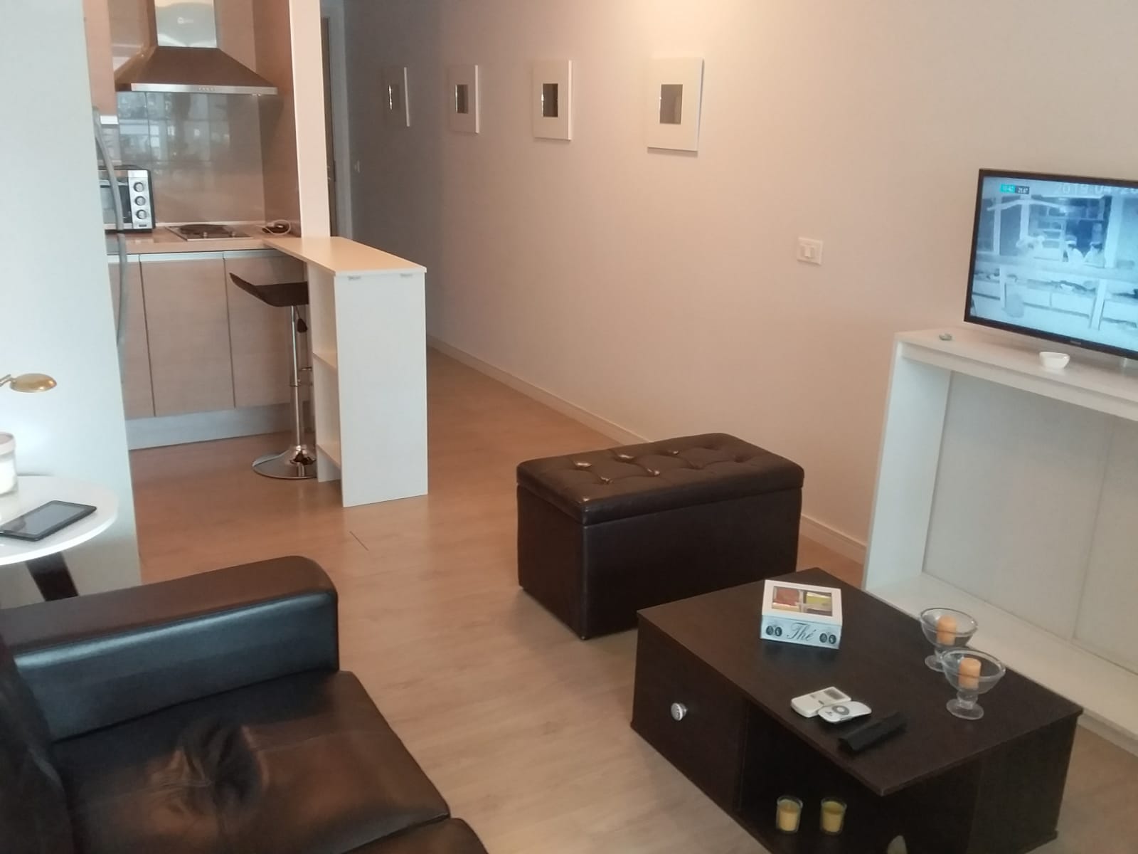 Inversión Premium en Pocitos: Exclusivo Apartamento de Lujo con Rentabilidad Garantizada y Estilo de Vida Soñado. - Vista 3