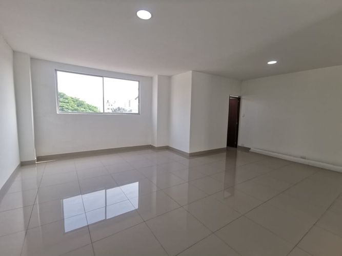 Oficina en arriendo en San Vicente, Cali, 230 m² · foto 5 de 7
