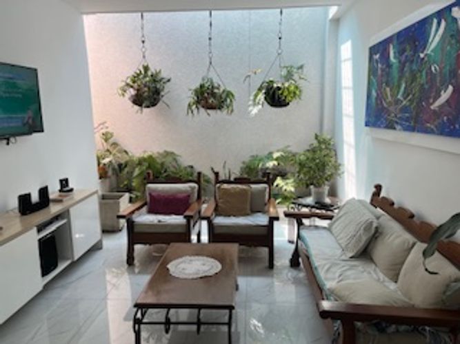 Casa de 5 alcobas en venta en La Flora, Cali, 300 m² · foto 3 de 14