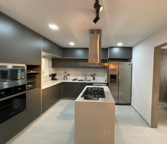 Casa de 5 alcobas en venta en La Flora, Cali, 300 m² · foto 6 de 14