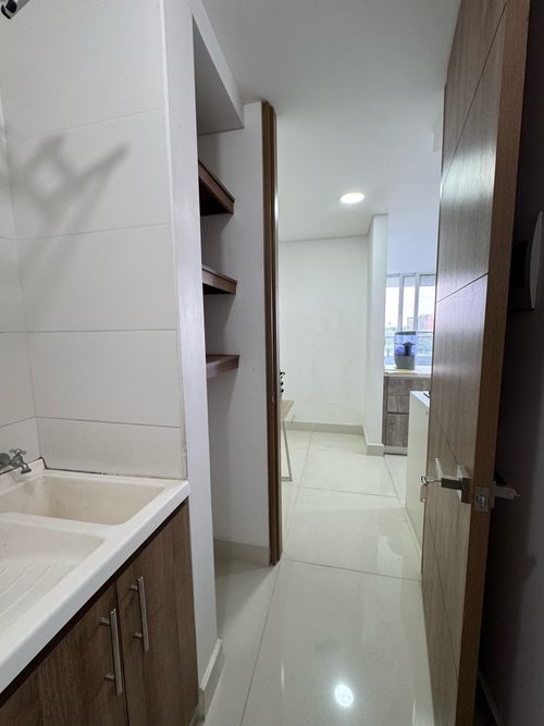 Apartamento en venta en Ciudad Jardin, Cali · foto 20 de 23