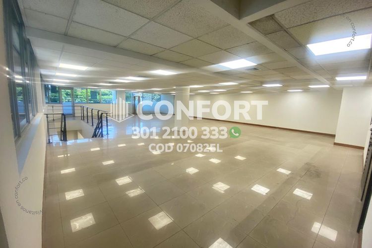 Local en arriendo en Cristo Rey, Medellín, 400 m² · foto 7 de 18