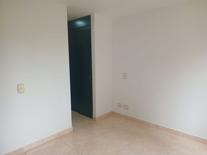 Apartamento de 3 alcobas en arriendo en El Poblado, Medellín, 70 m² · foto 5 de 16