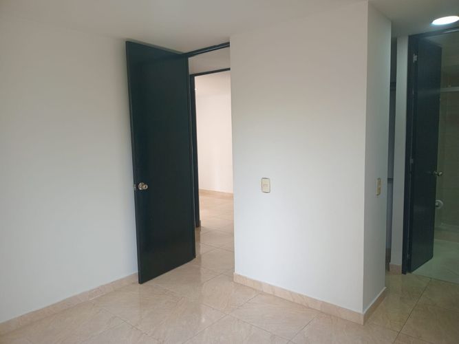 Apartamento de 3 alcobas en arriendo en El Poblado, Medellín, 70 m² · foto 12 de 16