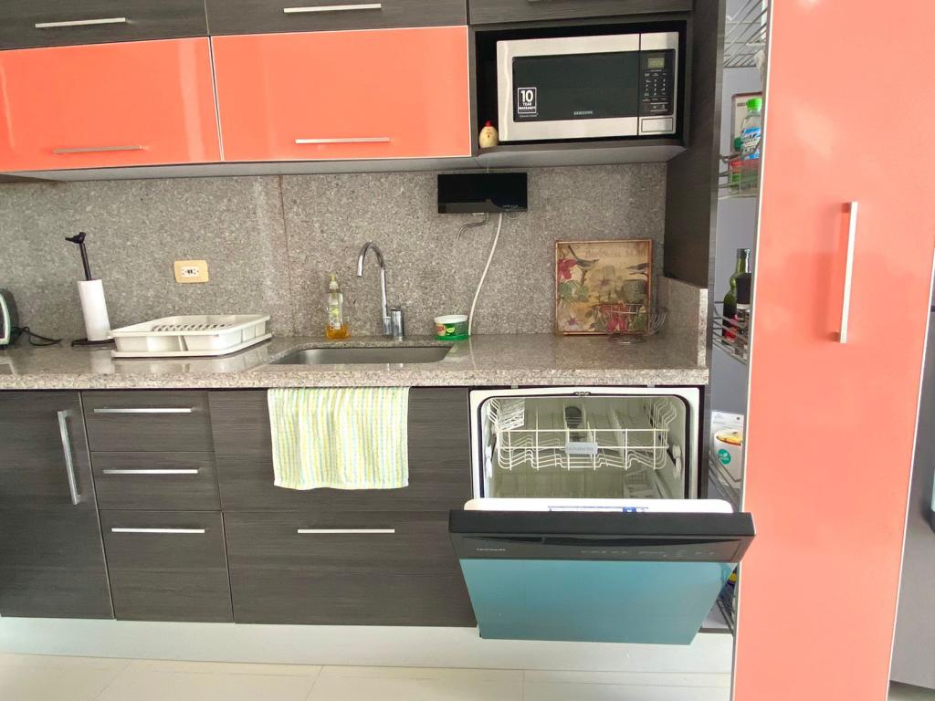 Apartamento en arriendo en Altos De Riomar, Barranquilla · foto 10 de 24