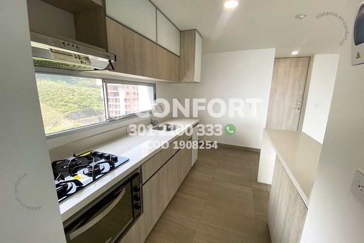 Apartamento de 3 alcobas en arriendo en Las Lomitas, Sabaneta, 104 m² · foto 8 de 24