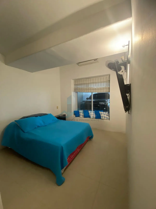 Casa de 4 alcobas en venta en Ub. Bavaria, Girardot, 330 m² · foto 10 de 24