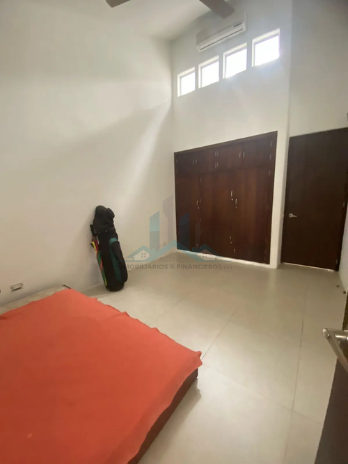 Casa de 4 alcobas en venta en Ub. Bavaria, Girardot, 330 m² · foto 12 de 24