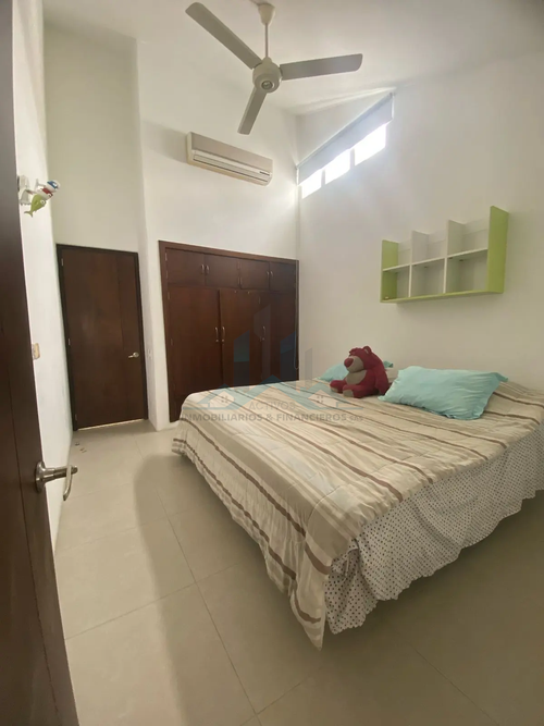 Casa de 4 alcobas en venta en Ub. Bavaria, Girardot, 330 m² · foto 13 de 24