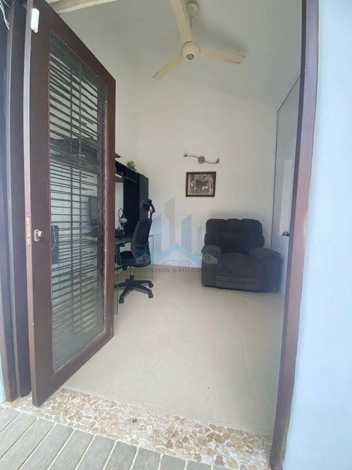 Casa de 4 alcobas en venta en Ub. Bavaria, Girardot, 330 m² · foto 8 de 24