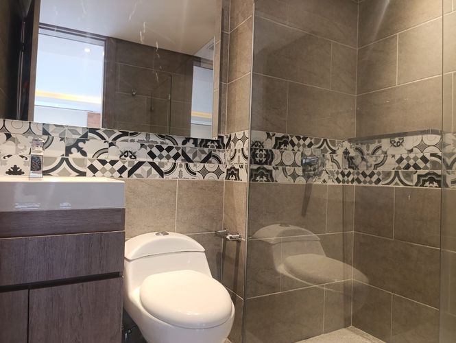 Apartamento de 1 alcoba en venta en El Poblado, Medellín, 93 m² · foto 18 de 19