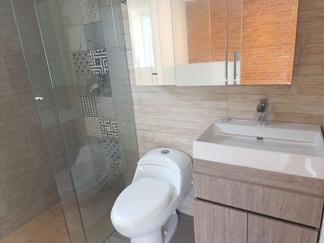 Apartamento de 1 alcoba en venta en El Poblado, Medellín, 93 m² · foto 17 de 19