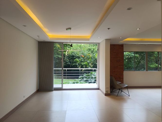 Apartamento de 1 alcoba en venta en El Poblado, Medellín, 93 m² · foto 9 de 19