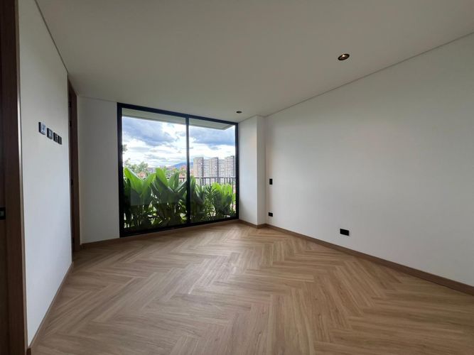 Apartamento de 2 alcobas en venta en Loma Del Chocho, Envigado, 101 m² · foto 9 de 14