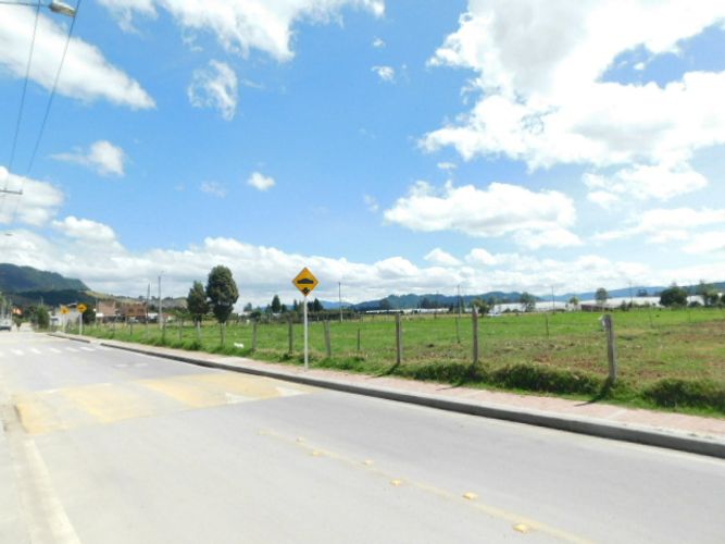 Lote en venta en Chuntame, Cajicá, 12800 m² · foto 4 de 19