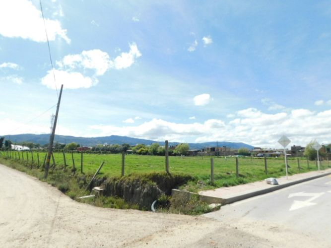 Lote en venta en Chuntame, Cajicá, 12800 m² · foto 7 de 19