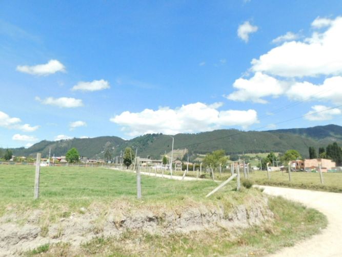Lote en venta en Chuntame, Cajicá, 12800 m² · foto 10 de 19