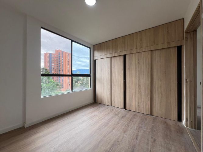 Apartamento de 2 alcobas en venta en El Poblado, Medellín, 120 m² · foto 15 de 18