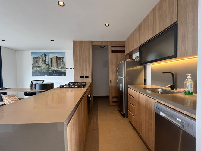 Apartamento de 2 alcobas en venta en Loma Del Chocho, Envigado, 78 m² · foto 2 de 10