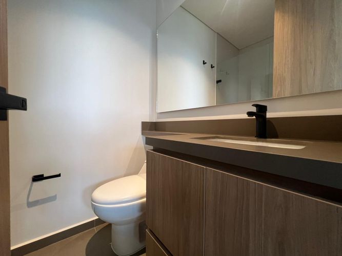 Apartamento de 2 alcobas en venta en Loma Del Chocho, Envigado, 78 m² · foto 9 de 10