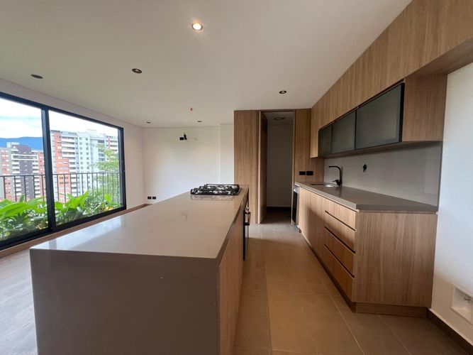 Apartamento en venta en Loma Del Chocho, Envigado · foto 8 de 15