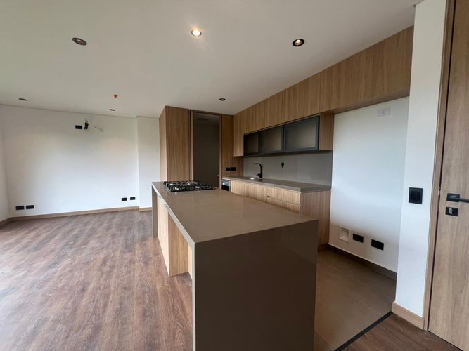 Apartamento en venta en Loma Del Chocho, Envigado · foto 10 de 15