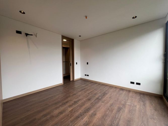 Apartamento en venta en Loma Del Chocho, Envigado · foto 12 de 15