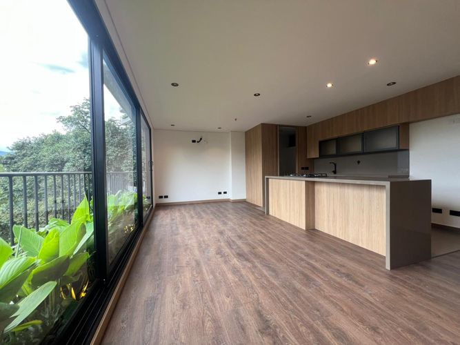 Apartamento en venta en Loma Del Chocho, Envigado · foto 6 de 15