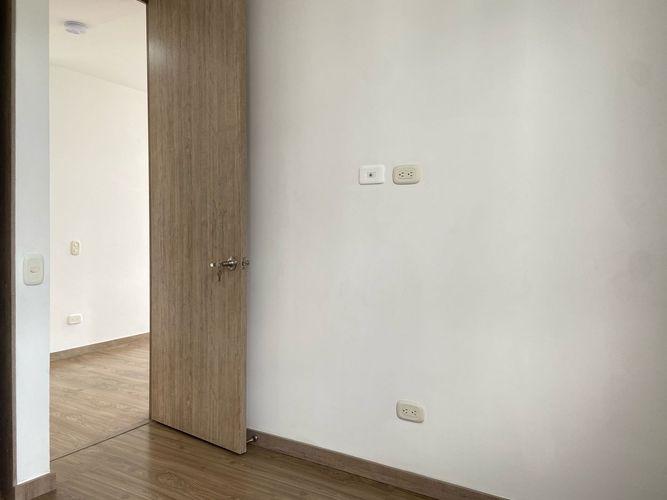 Apartamento de 3 alcobas en venta en Aldea Verde, Sabaneta, 76 m² · foto 10 de 18