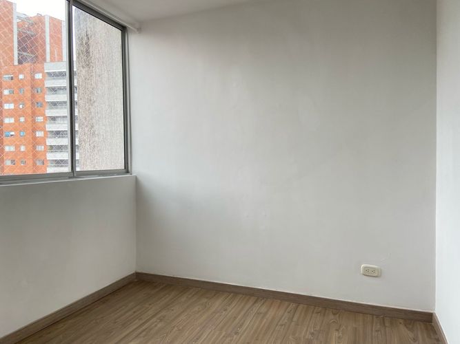 Apartamento de 3 alcobas en venta en Aldea Verde, Sabaneta, 76 m² · foto 13 de 18