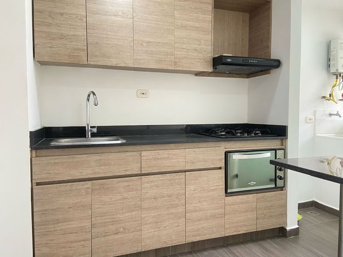 Apartamento de 3 alcobas en venta en Aldea Verde, Sabaneta, 76 m² · foto 2 de 18