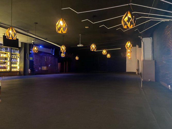Local en arriendo en El Poblado, Medellín, 600 m² · foto 8 de 18