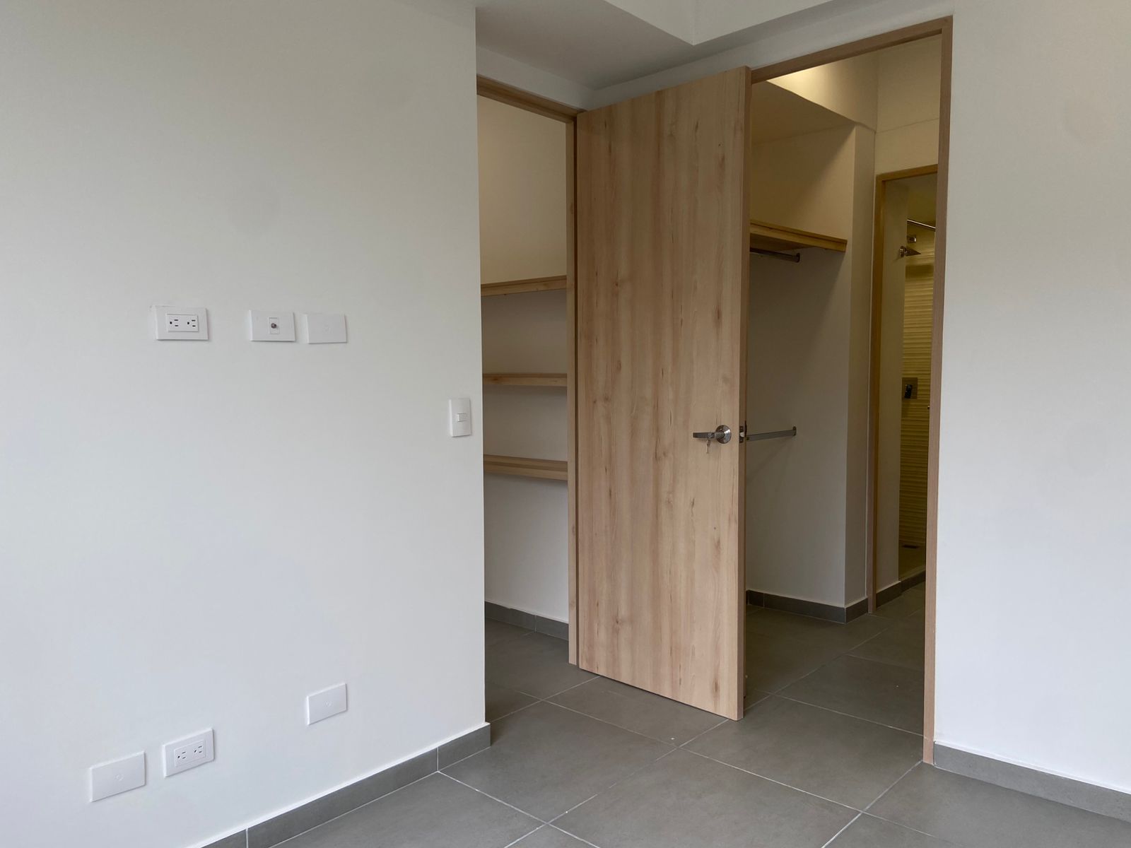 Apartamento en arriendo en Tres Esquinas, Sabaneta · foto 14 de 19