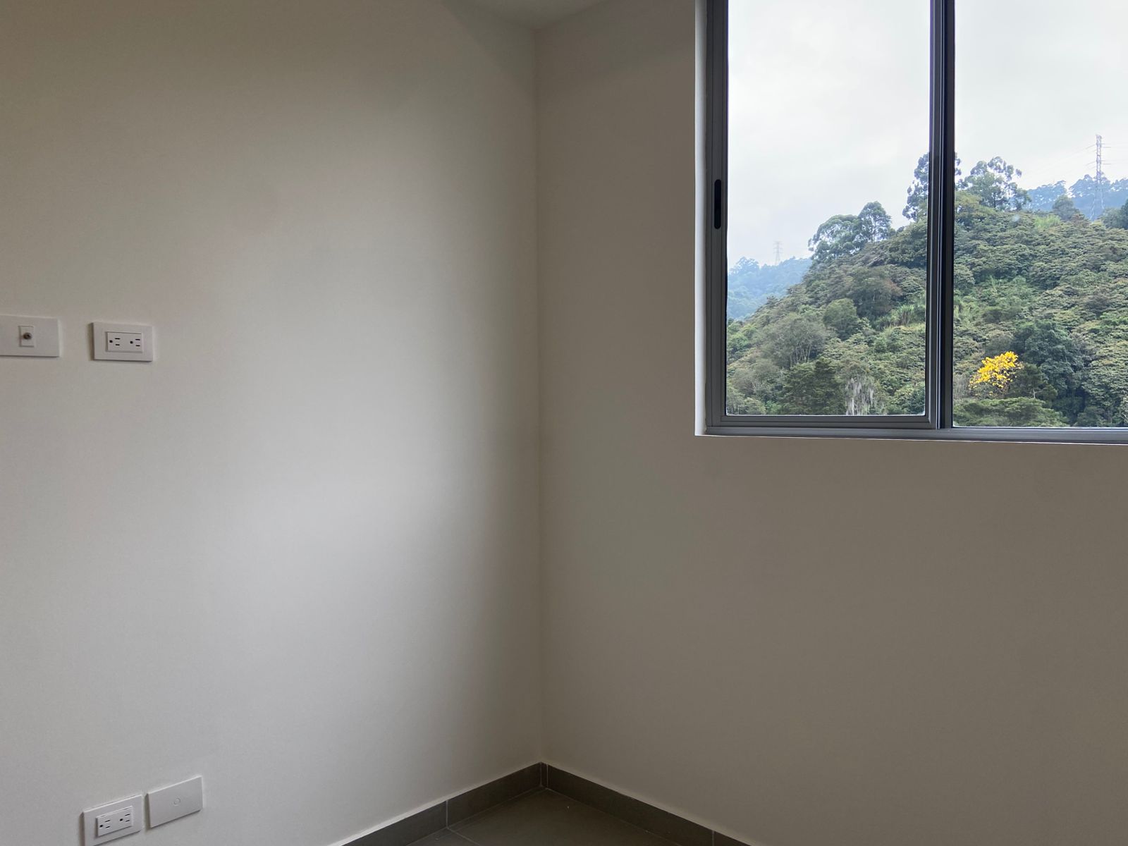 Apartamento en arriendo en Tres Esquinas, Sabaneta · foto 9 de 19
