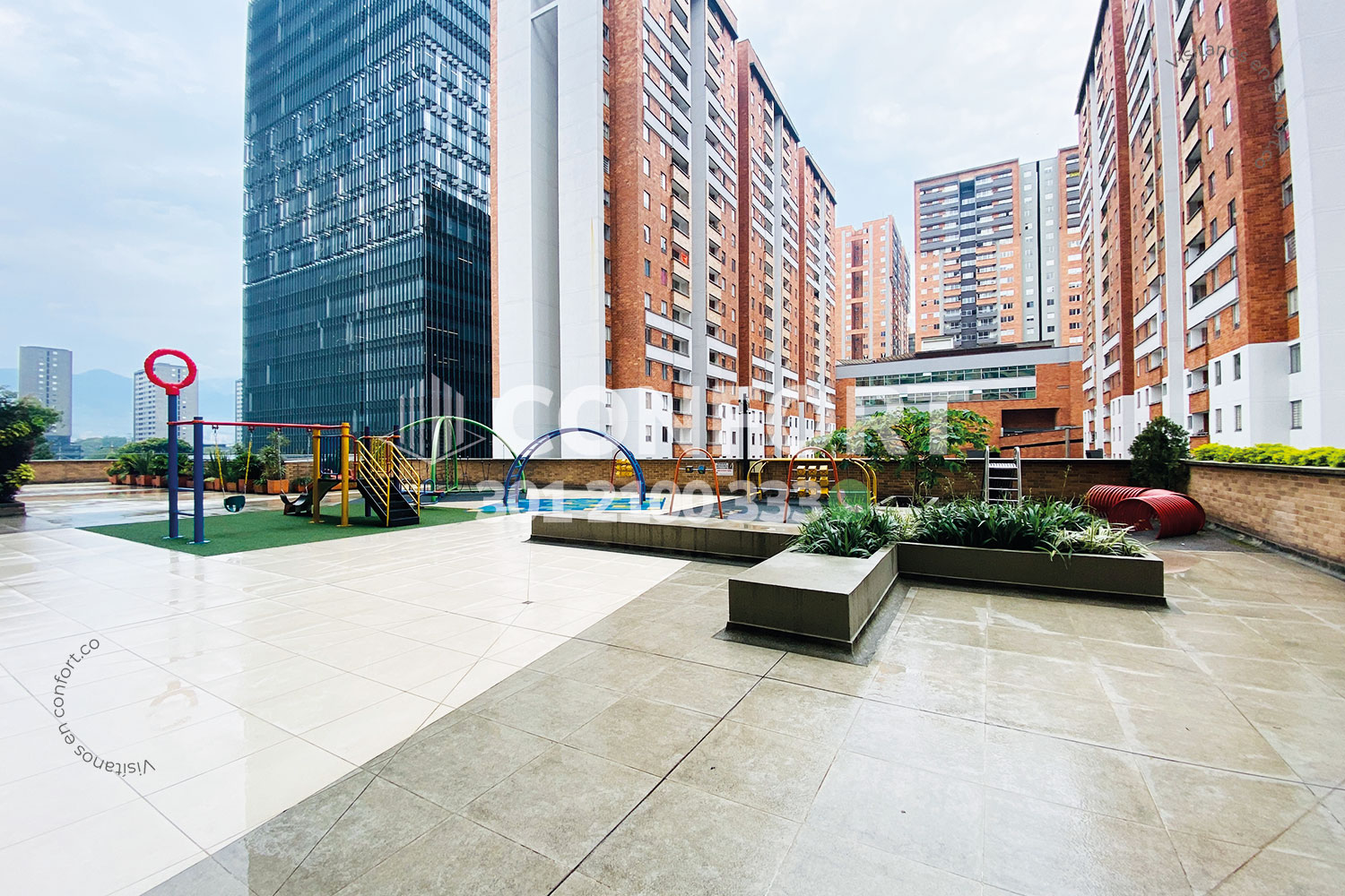 Apartamento en arriendo en Ciudad Del Río, Medellín · foto 21 de 24